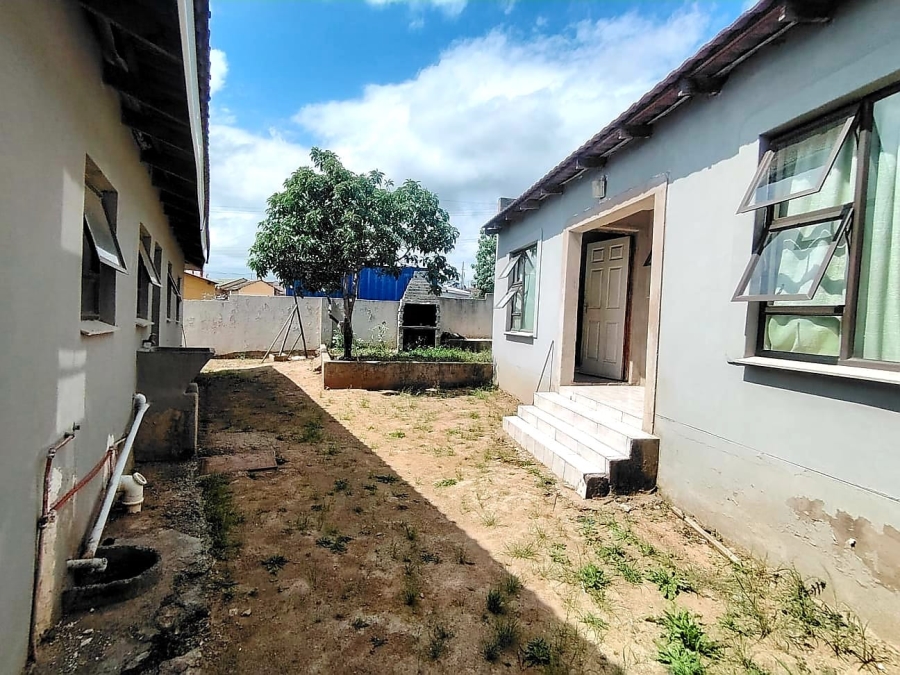 3 Bedroom Property for Sale in Mdantsane Nu 9 Eastern Cape